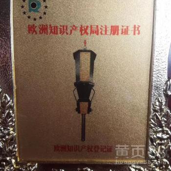 五金交電行業(yè)破局 劈裂機(jī)、劈裂棒與碎石器的技術(shù)革新與發(fā)展前景